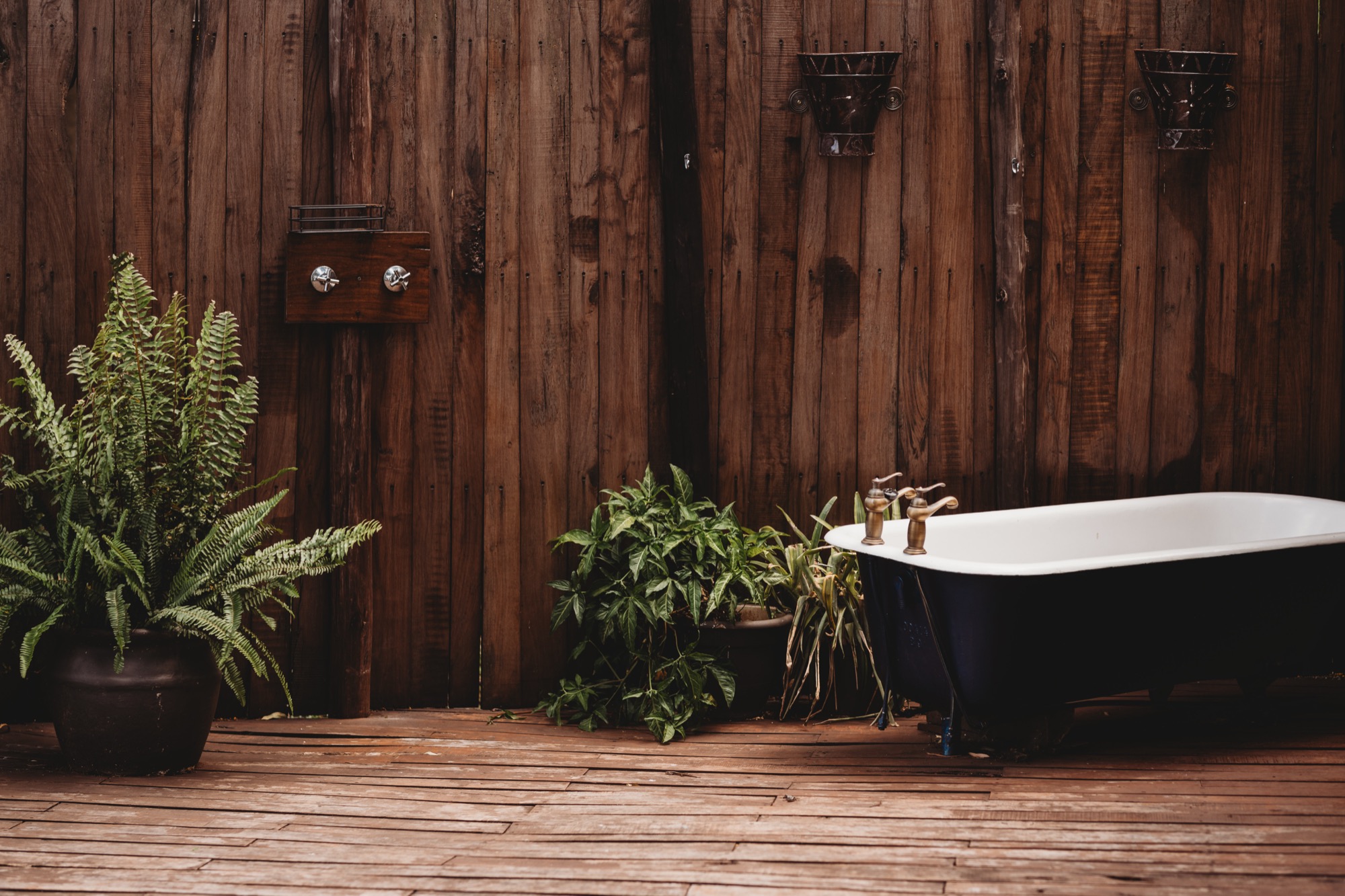 Outdoor bath with a lakeside view